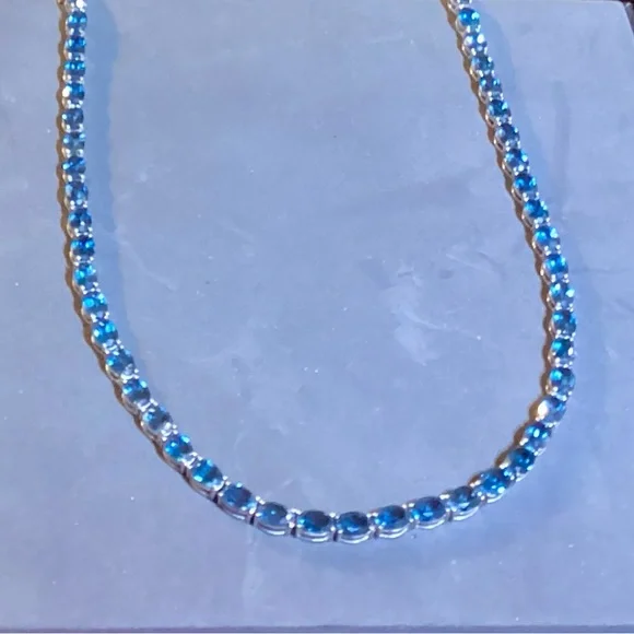 Elegant Blue and Silver Necklace - Picture 1 of 4
